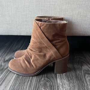 Womens Fall Brown Suede Bootie
